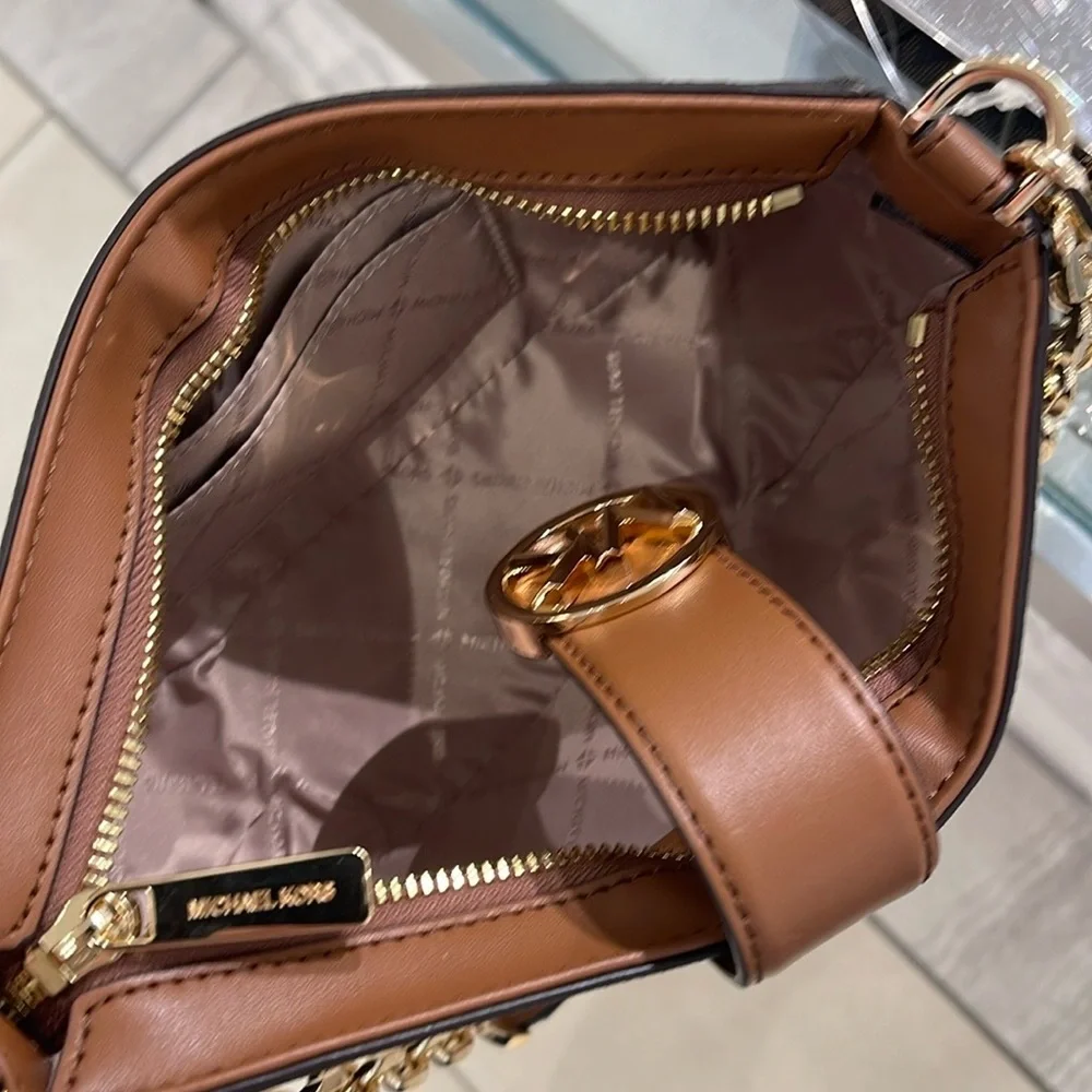 MICHAEL KORS Carmen Small Shoulder Bag Brown Signature  NWT